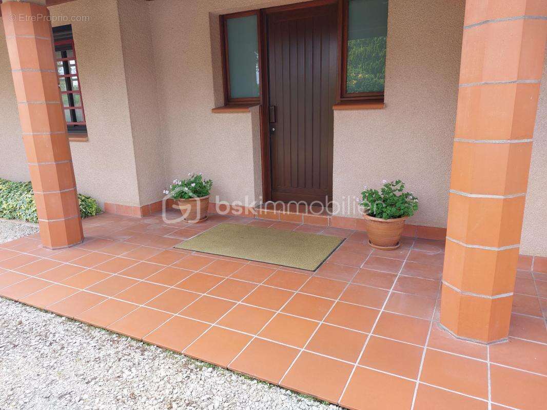 Maison à VILLENEUVE-TOLOSANE