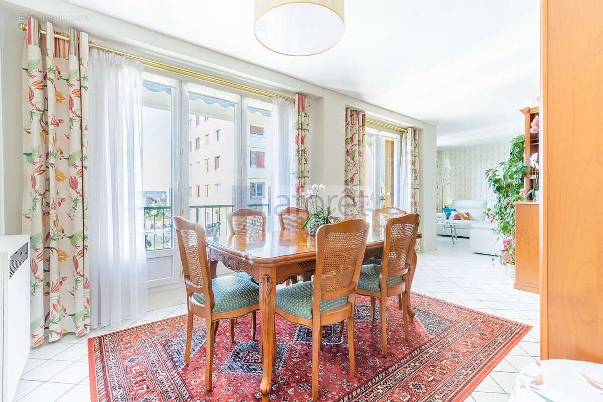 Appartement à LONGJUMEAU