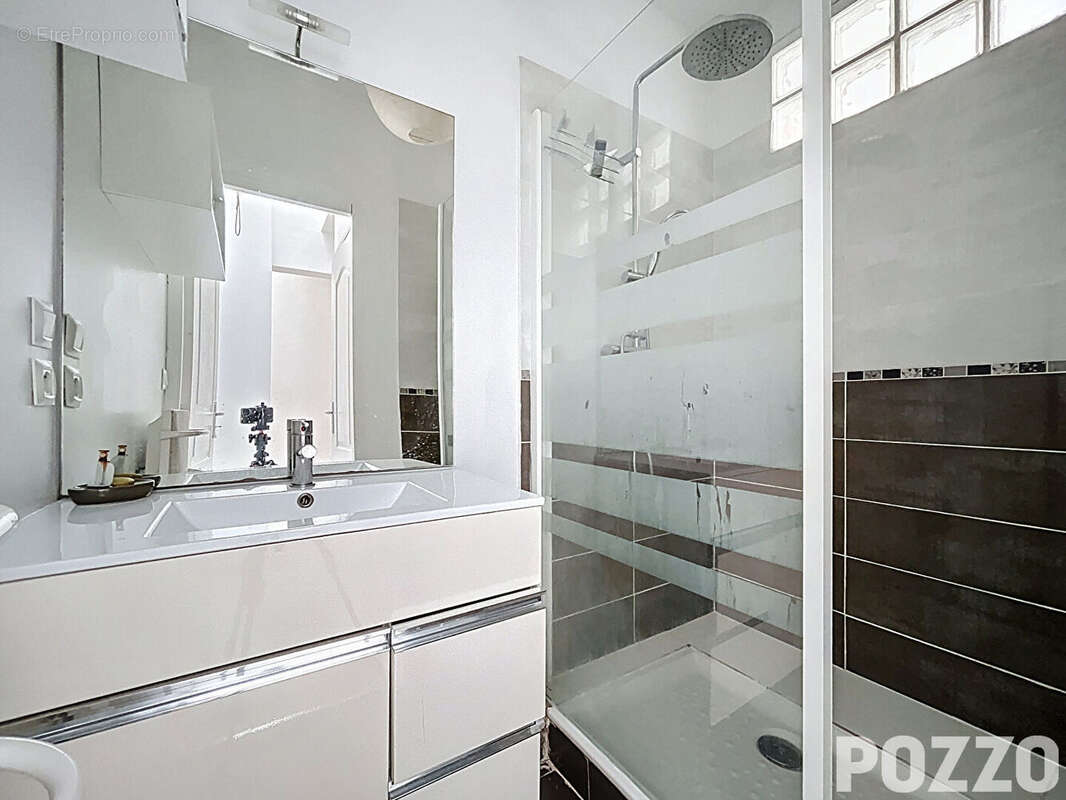 A vendre Appartement centre de Granville - photo 7