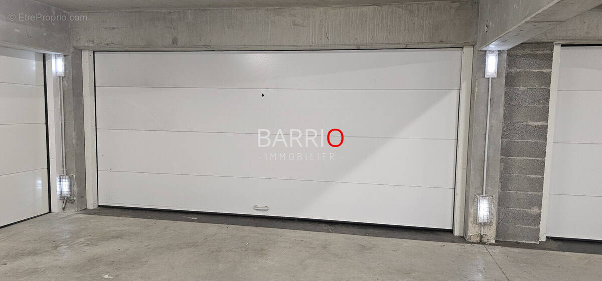 Parking à BANYULS-SUR-MER