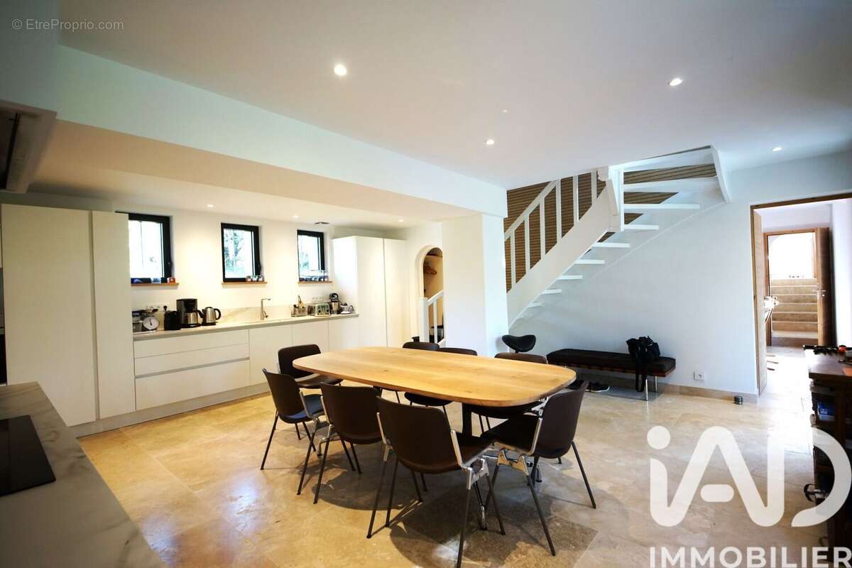 Photo 5 - Maison à VAISON-LA-ROMAINE