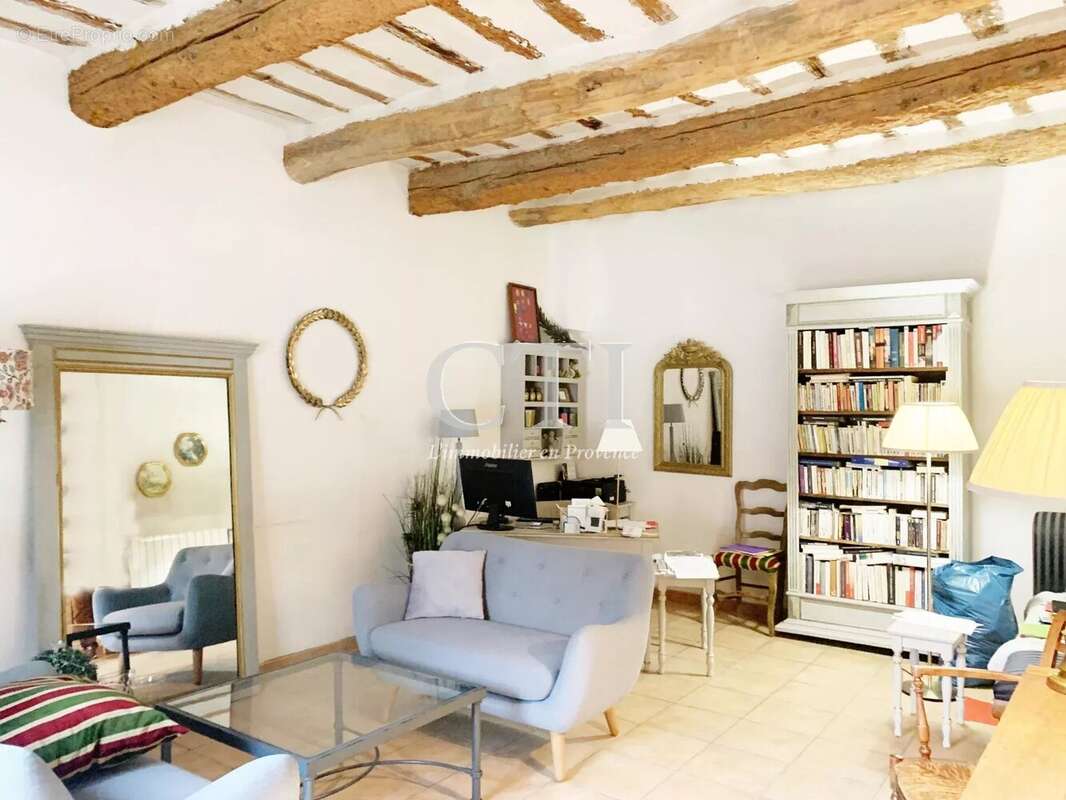 Maison à VAISON-LA-ROMAINE