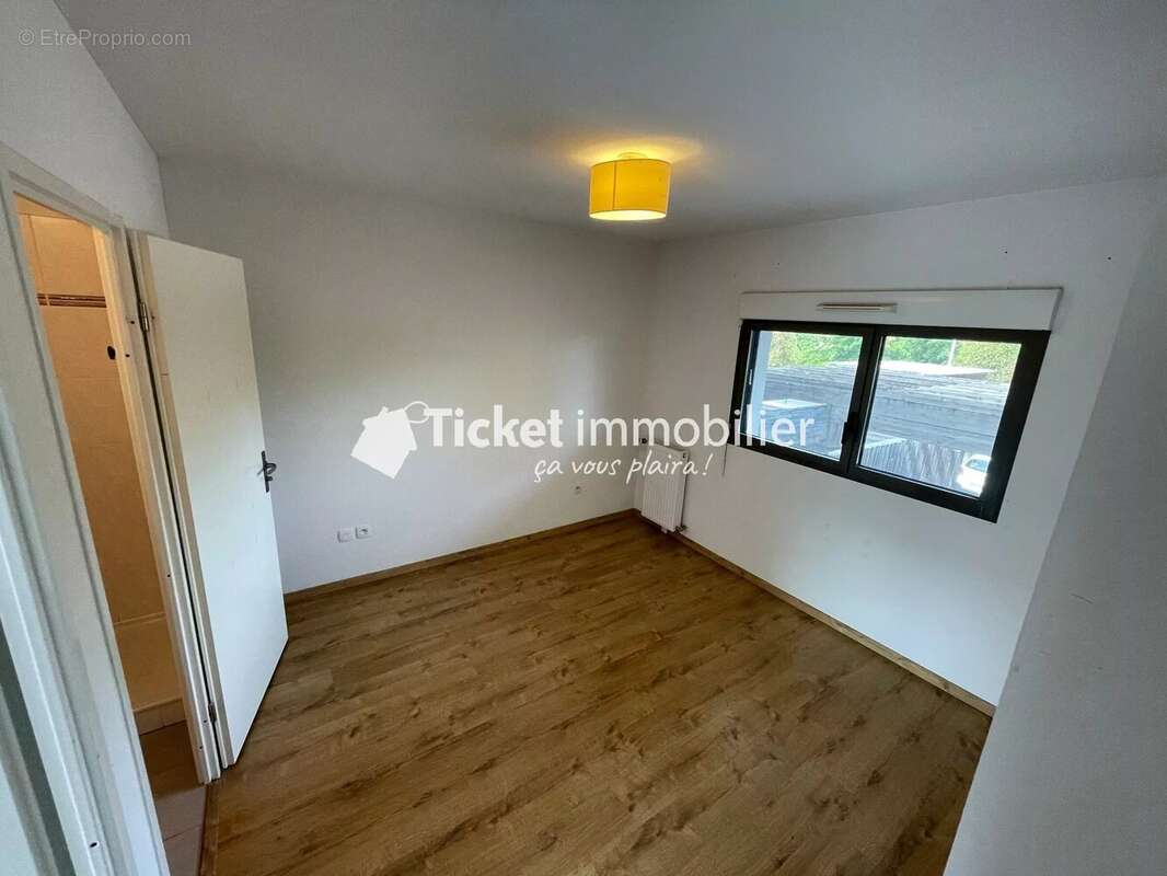 Appartement T2 de 42 m² avec climatisation, balcon et parking – Cornebarrieu - photo 7