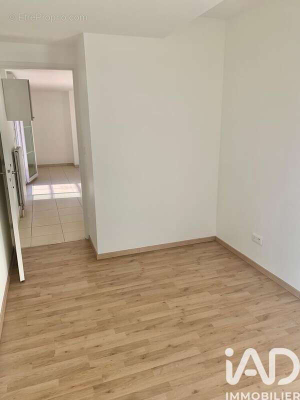 Photo 3 - Appartement à SAVIGNY-SUR-ORGE