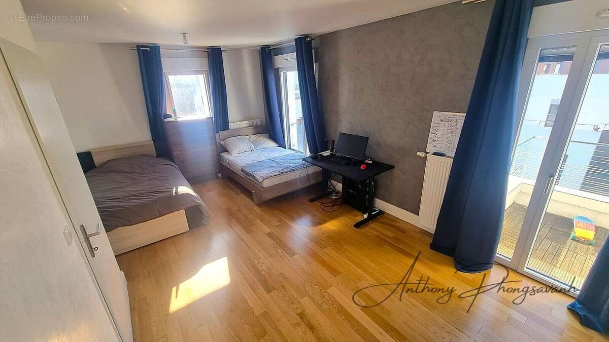 Appartement à GENNEVILLIERS