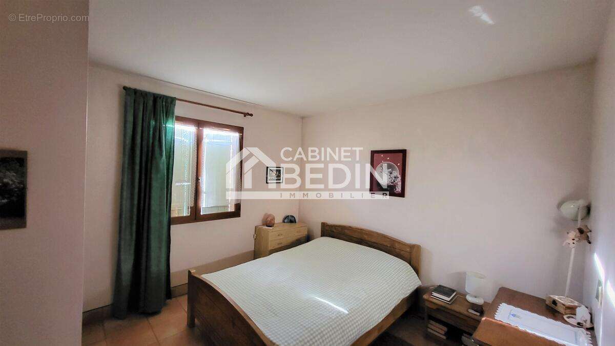 Maison à SAINTE-FOY-D&#039;AIGREFEUILLE