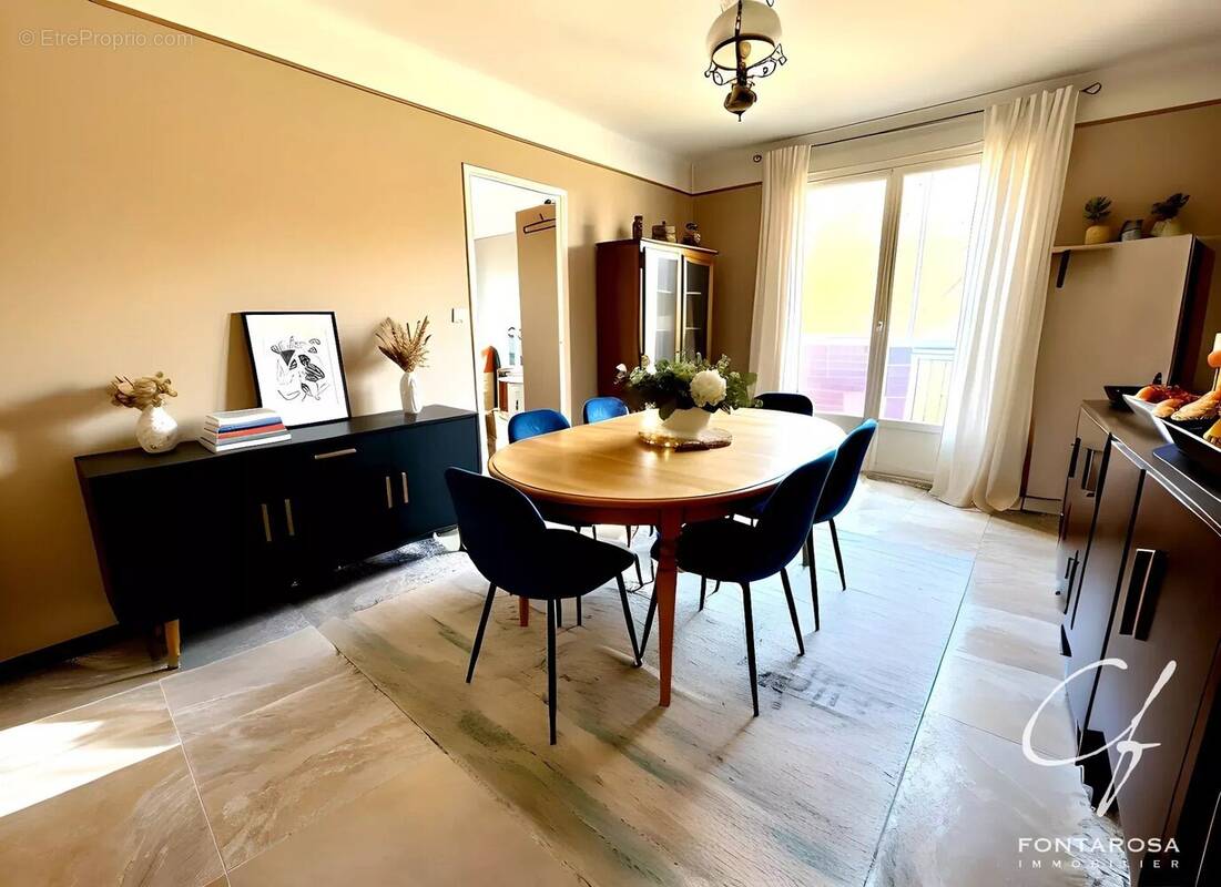 Appartement à SAINT-RAPHAEL