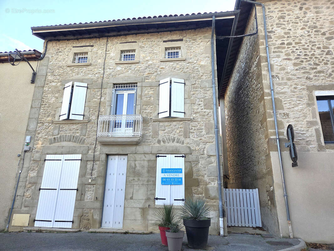 Maison à BEAUREGARD-BARET