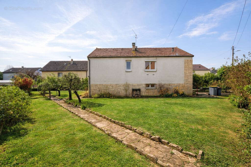 Maison à SENS