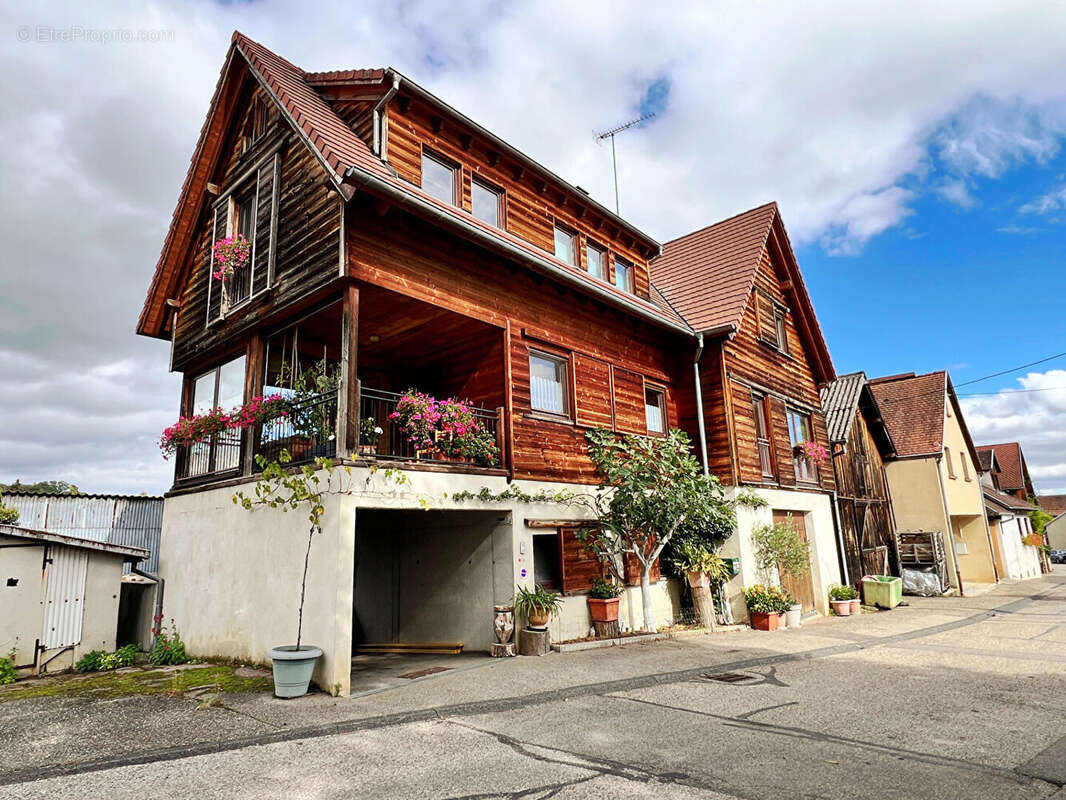 Maison de type chalet à Riquewihr - 6 pièces - 150m² - photo 17