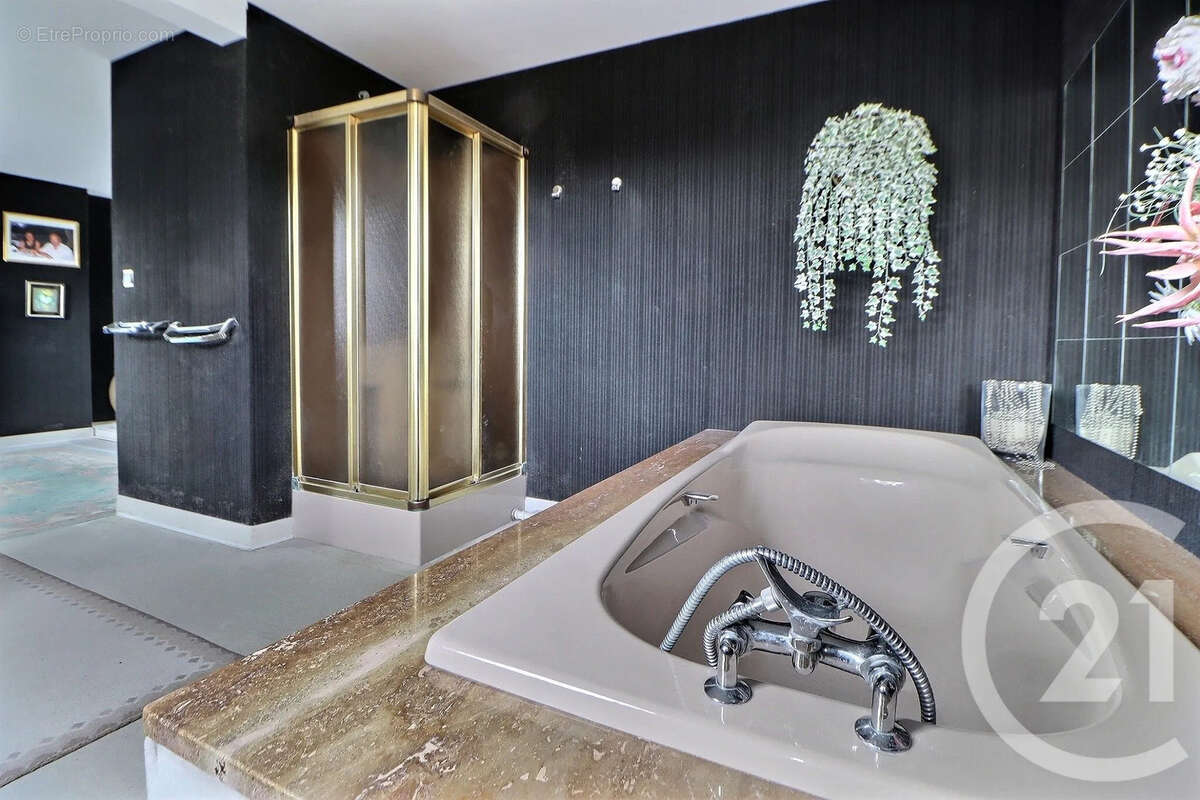 Maison à AULNAY-SOUS-BOIS