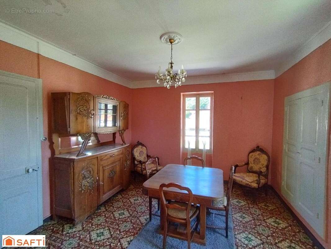 Maison 160 m² à Arcens  - photo 8