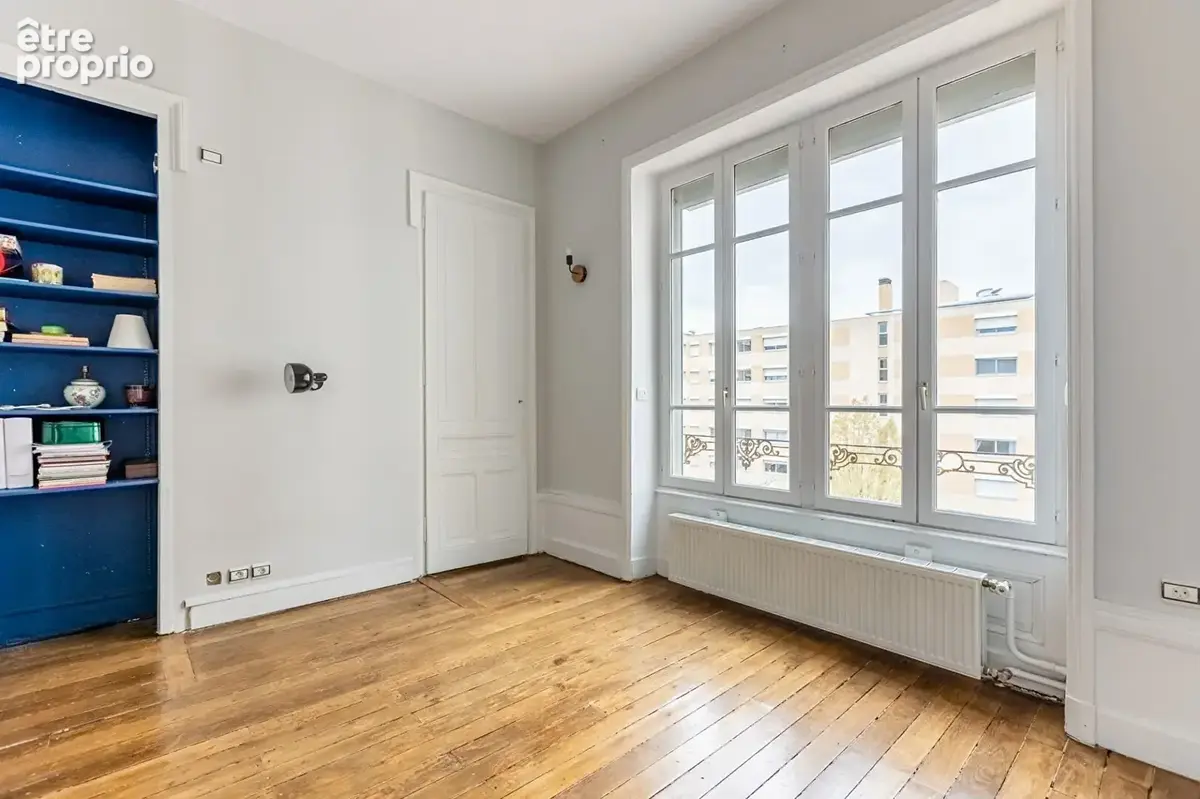 Duplex de 118m² - Lumineux et ensoleillé -  Box fermé deux places en enfilade en sus - photo 8