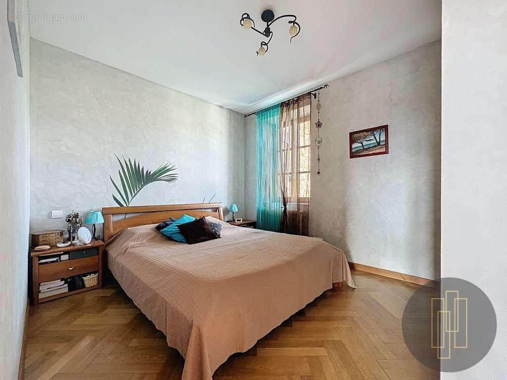 Appartement à LIMAS