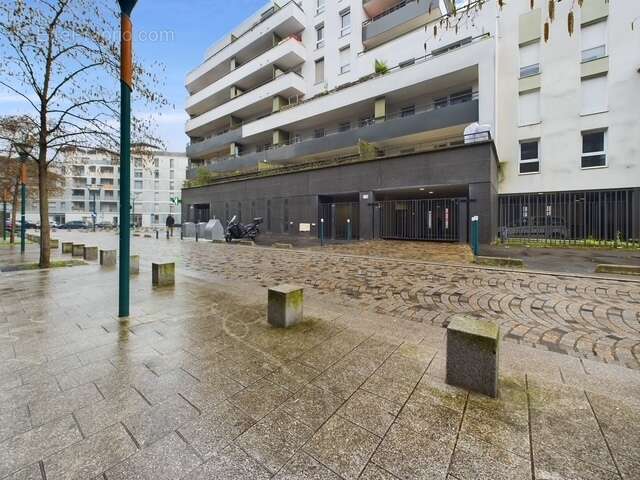 Appartement à GENNEVILLIERS