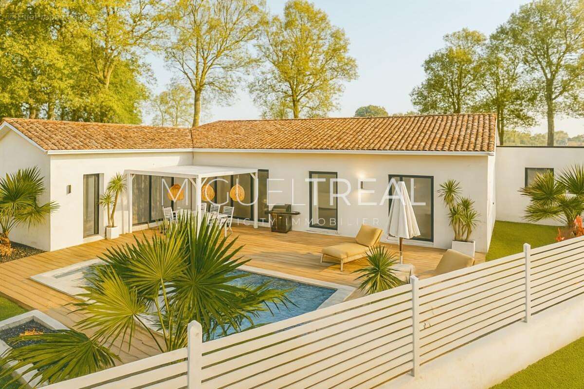 Maison à TOSSE