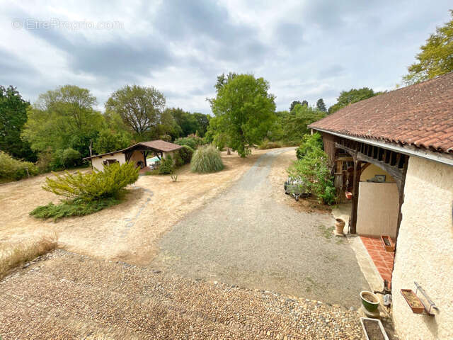 Maison de maître avec piscine et gîte - photo 26