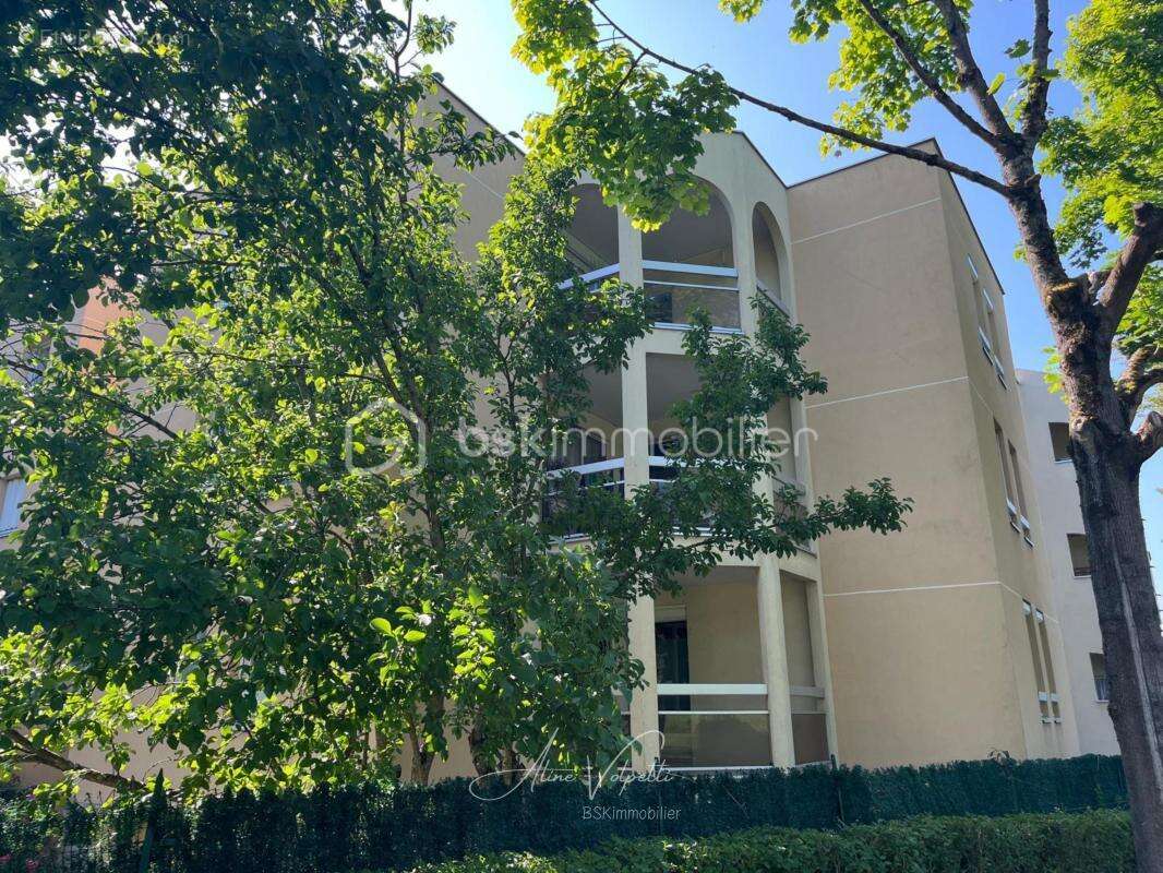 Appartement à TORCY