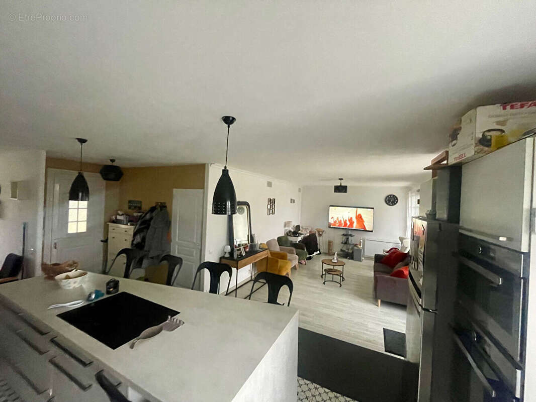 Maison à SAINT-CHRISTOPHE