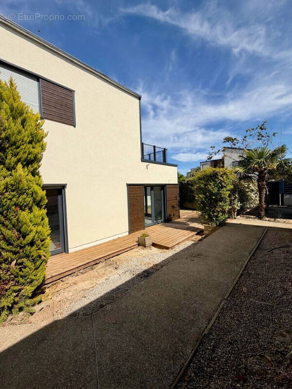 Maison à BALLAINVILLIERS