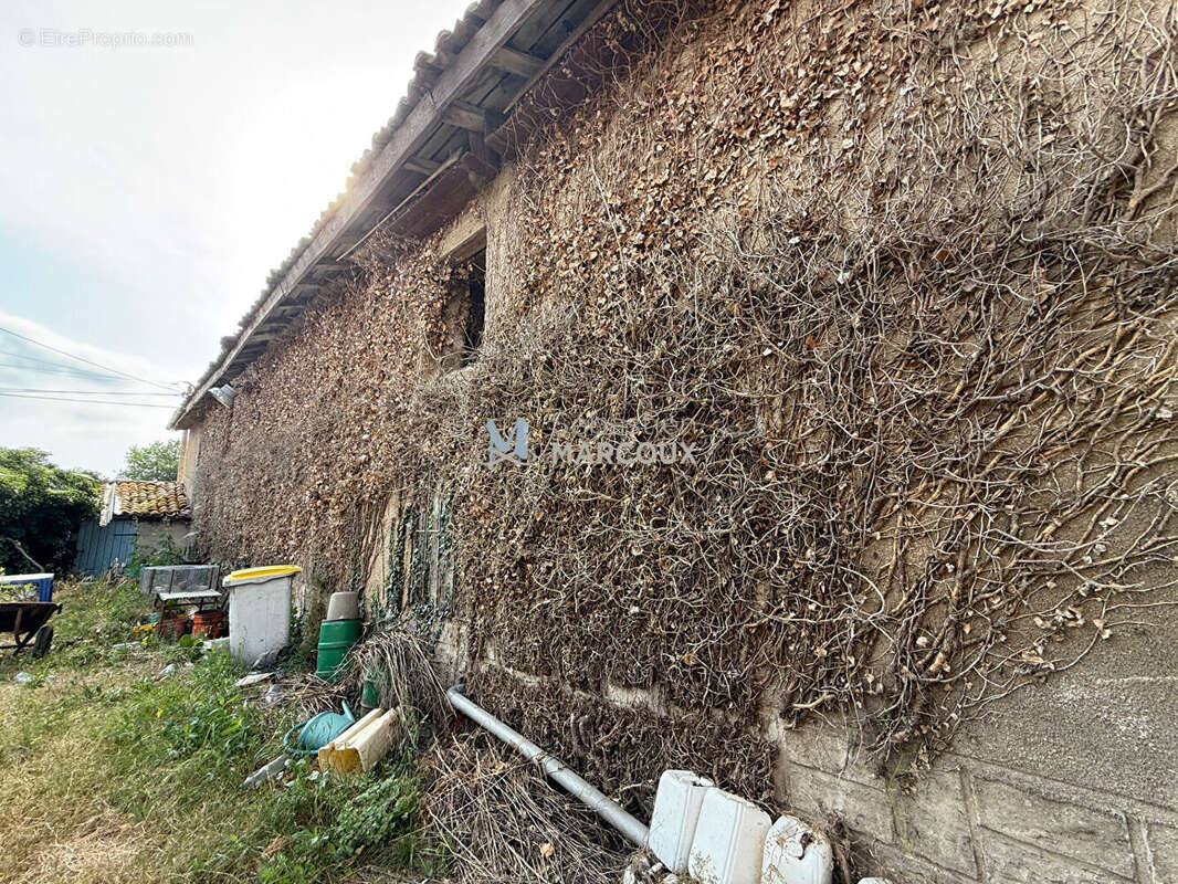 Maison à SURY-LE-COMTAL