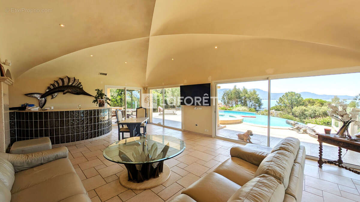 Maison à PORTO-VECCHIO