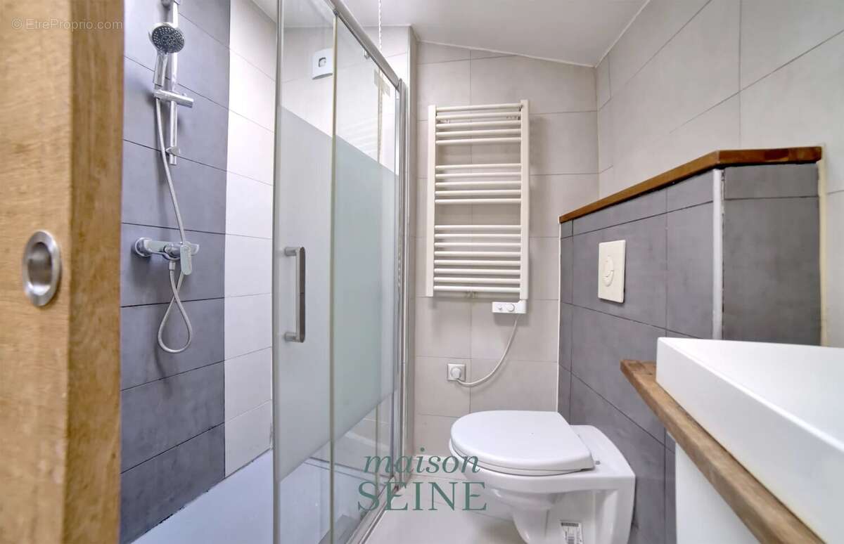 Appartement à PARIS-18E