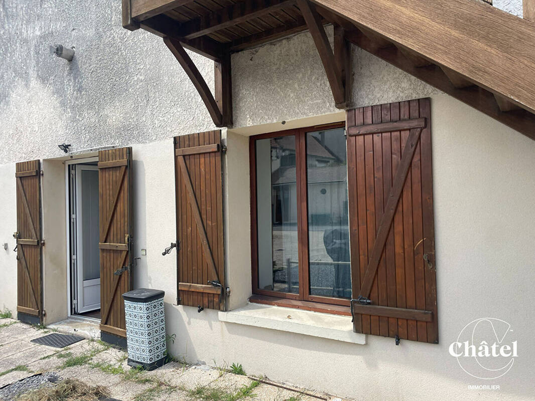 Appartement à LA CHAPELLE-EN-SERVAL