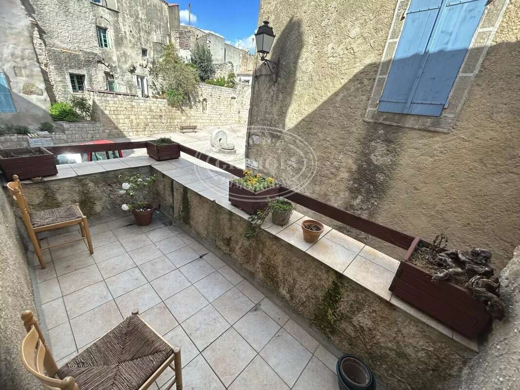Appartement à CAUNES-MINERVOIS