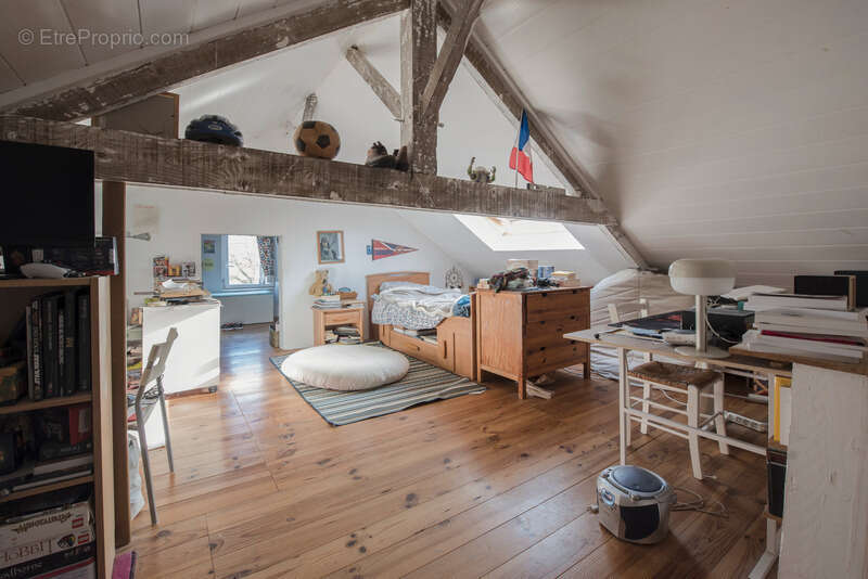 Maison à CONQUEREUIL