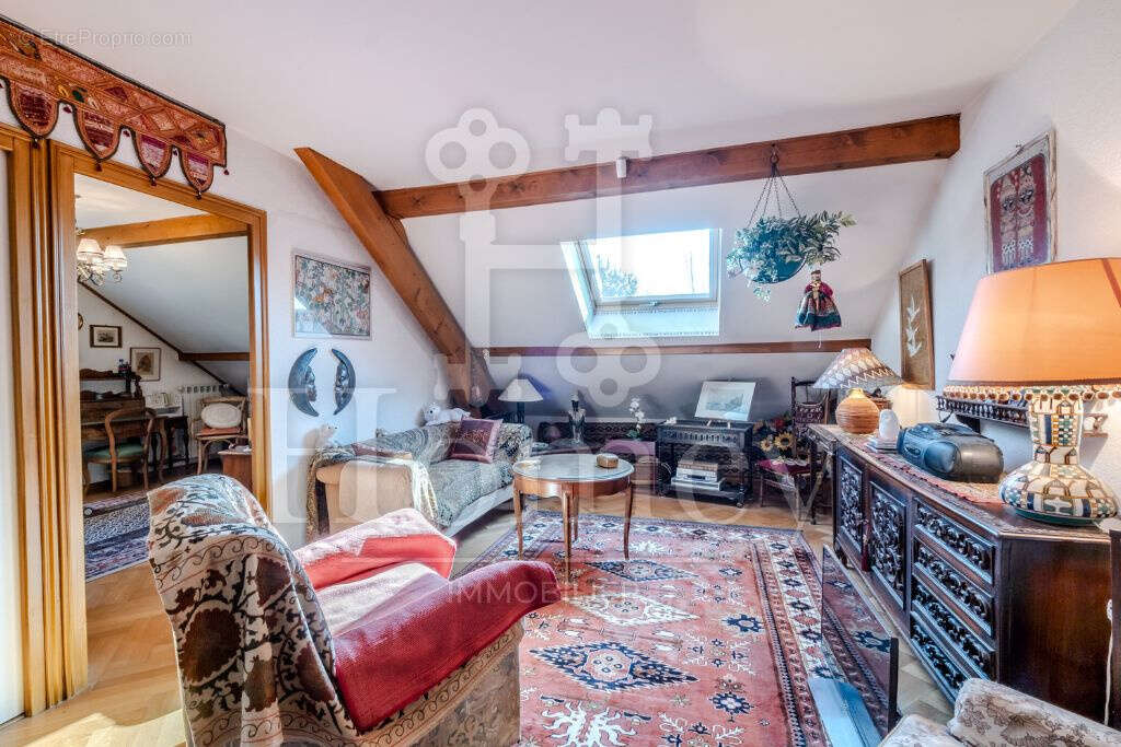 CHENS-SUR-LÉMAN - Maison d'Architecte 241m2 - Terrain 1346m2 Piscinable - 500m Lac Léman - 14km Genève - HOMEY - photo 10
