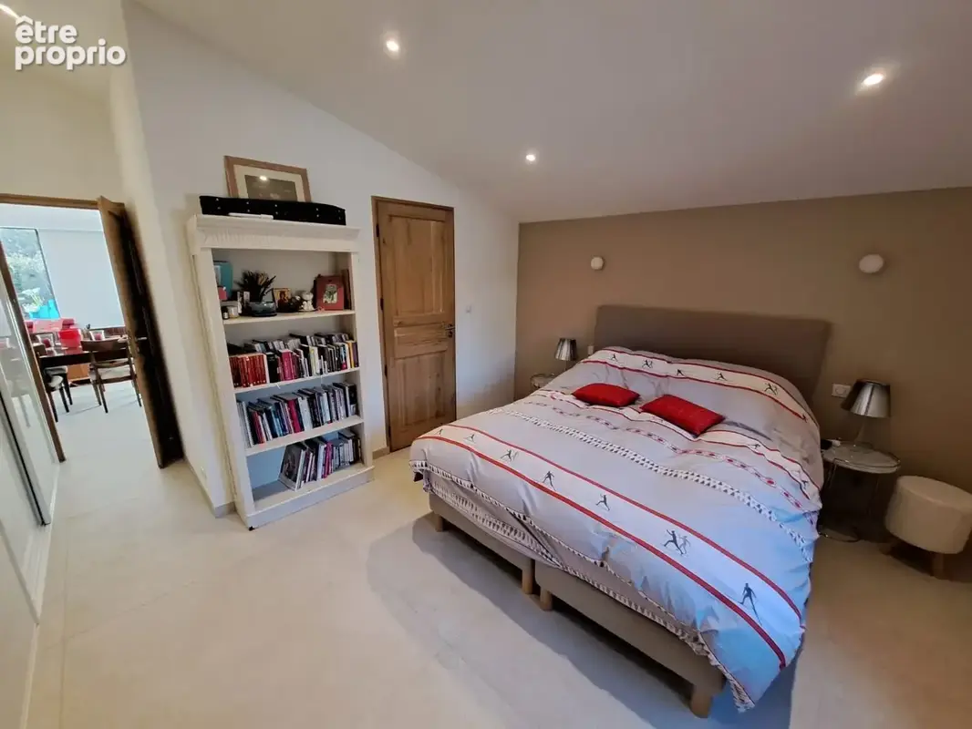 Maison 6 pièces 178 m² à vendre à Lourmarin (84160) - photo 8