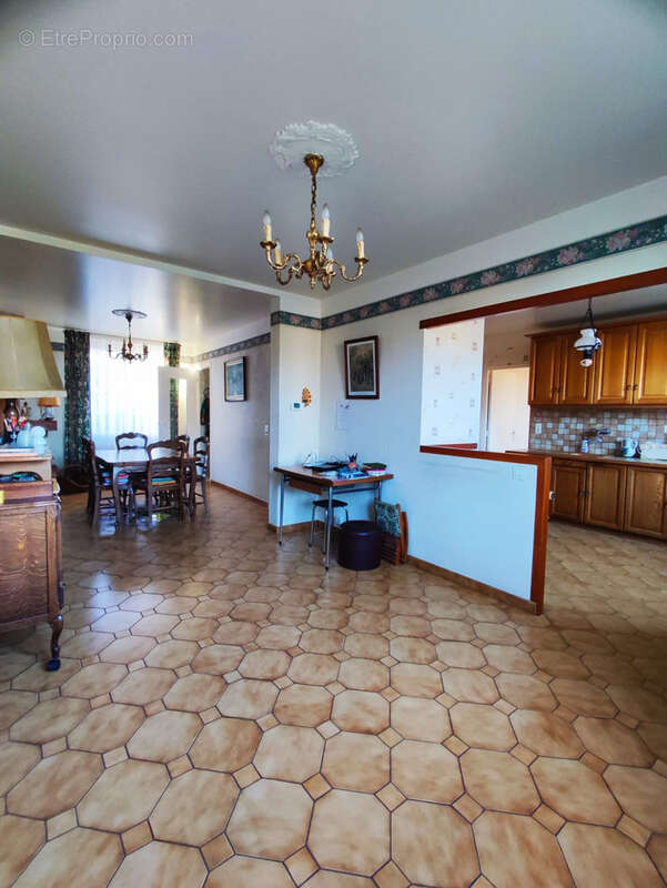 Maison à AULNAY-SOUS-BOIS