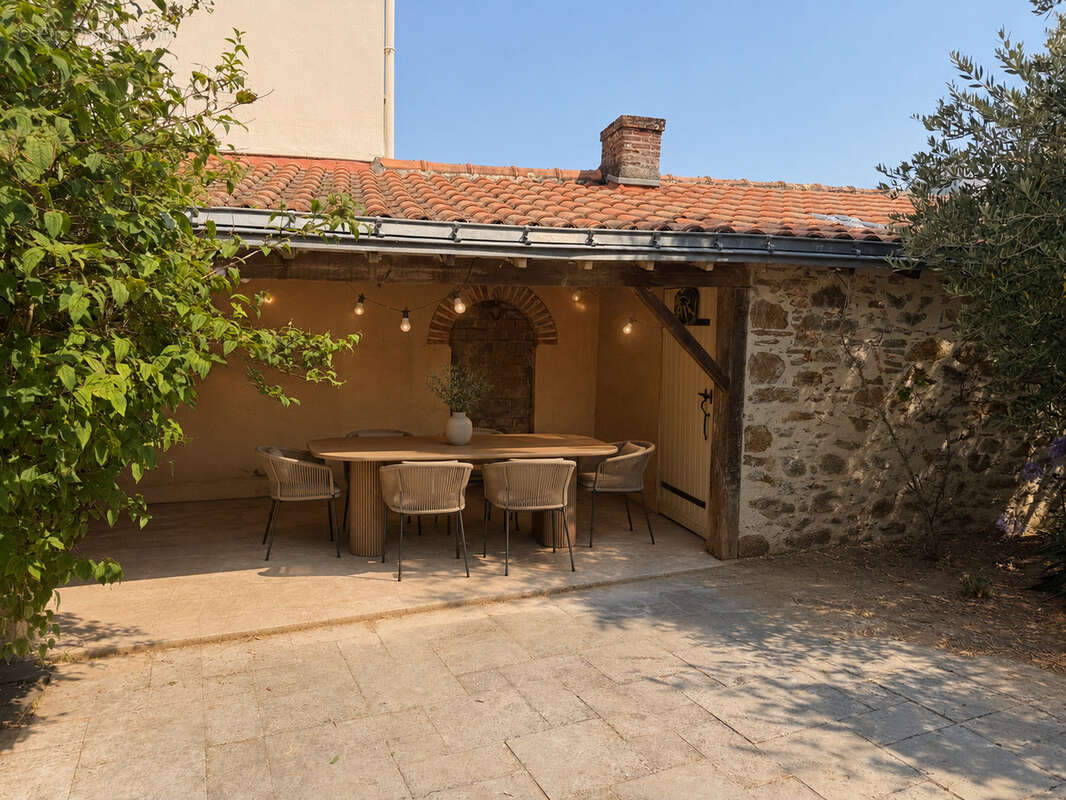 Belle maison de maitre. - photo 14