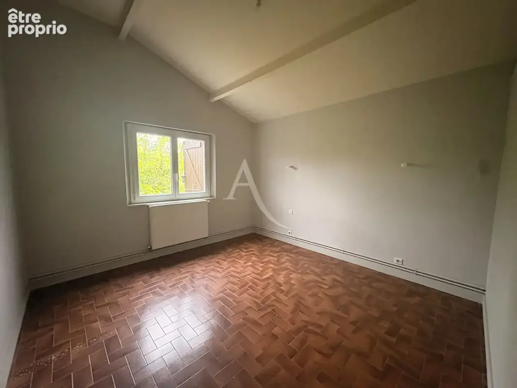 Maison L Isle Jourdain  T5  190 m2 - photo 13