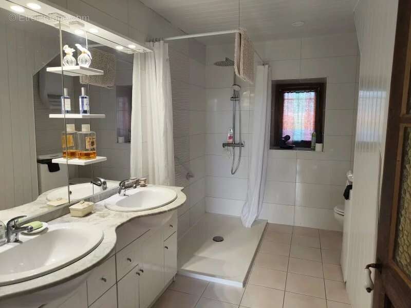 Maison à CASTELNAU-MAGNOAC