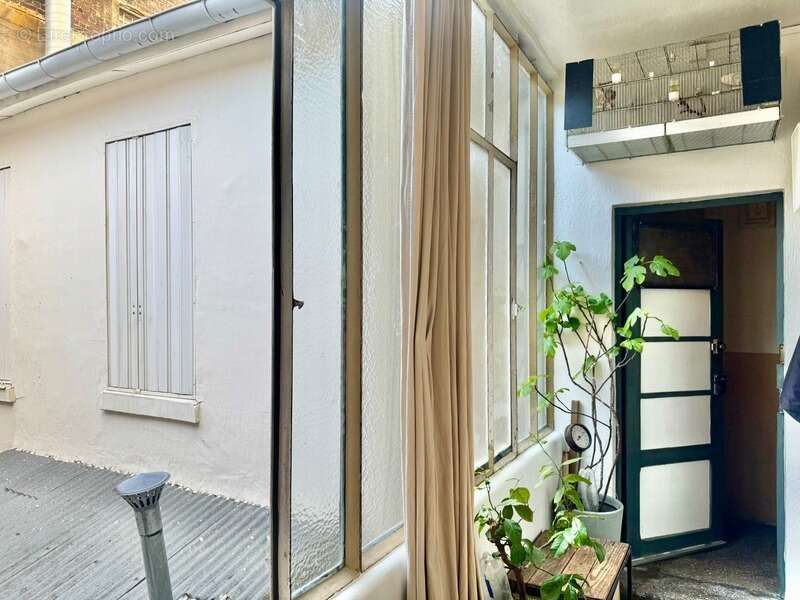 Appartement à AUBERVILLIERS