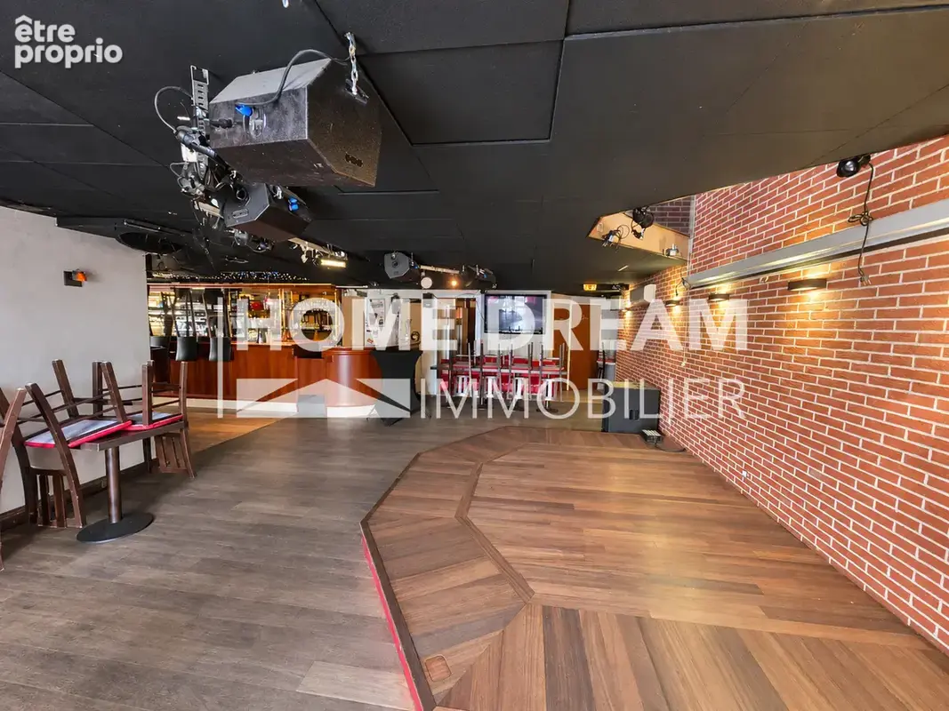 Commerce 270 m² à vendre à La Ciotat (13600) - photo 4