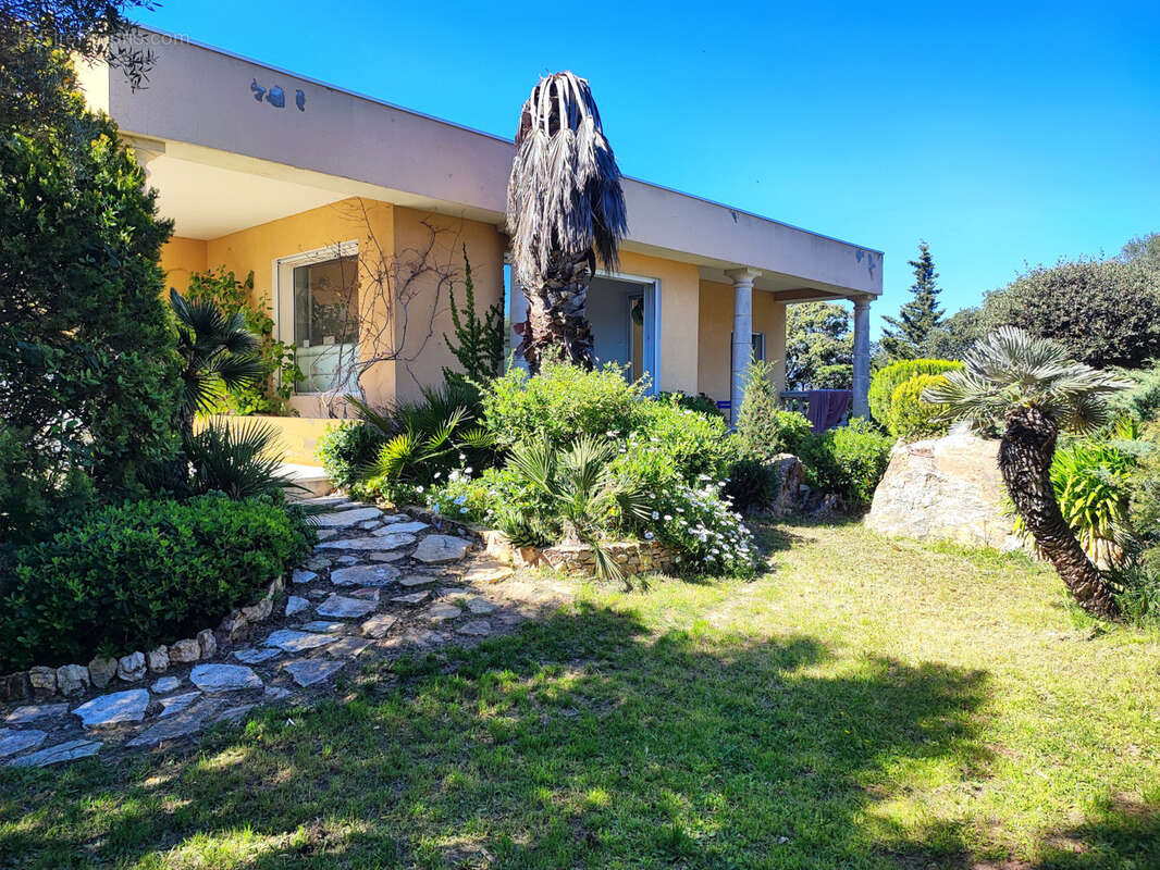 Maison à LA SEYNE-SUR-MER