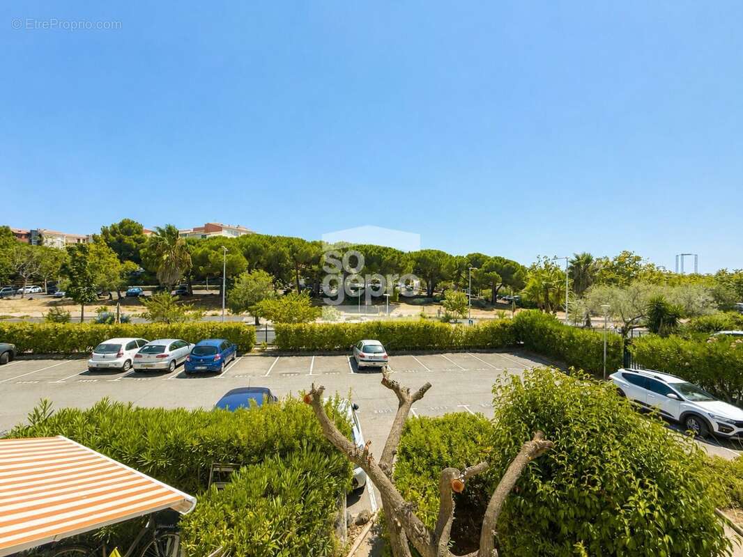 Réf : 2308 - Vente Appartement 2 Pièces avec parking, secteur Mont Saint Martin Cap d'Agde ! - photo 3