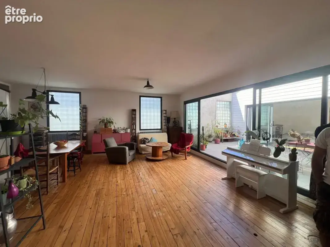 Immeuble  : Appartements et locaux professionnels ou commerciaux - photo 2