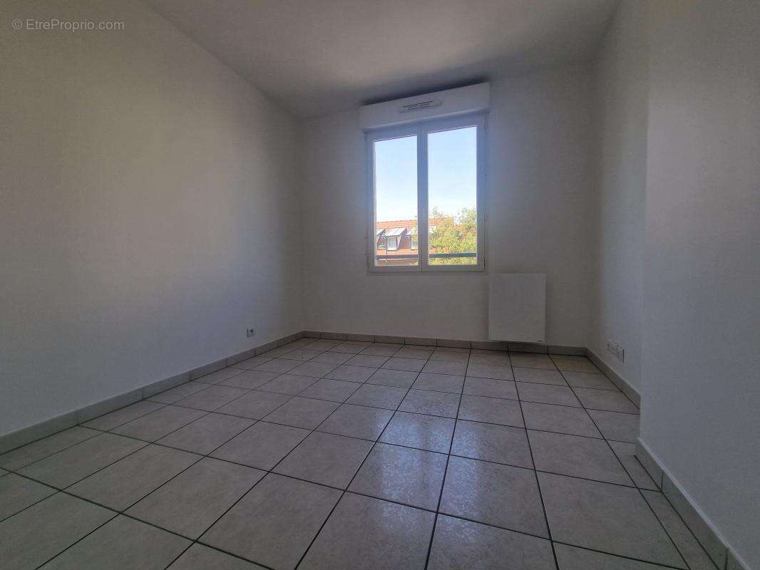 Appartement à VAIRES-SUR-MARNE