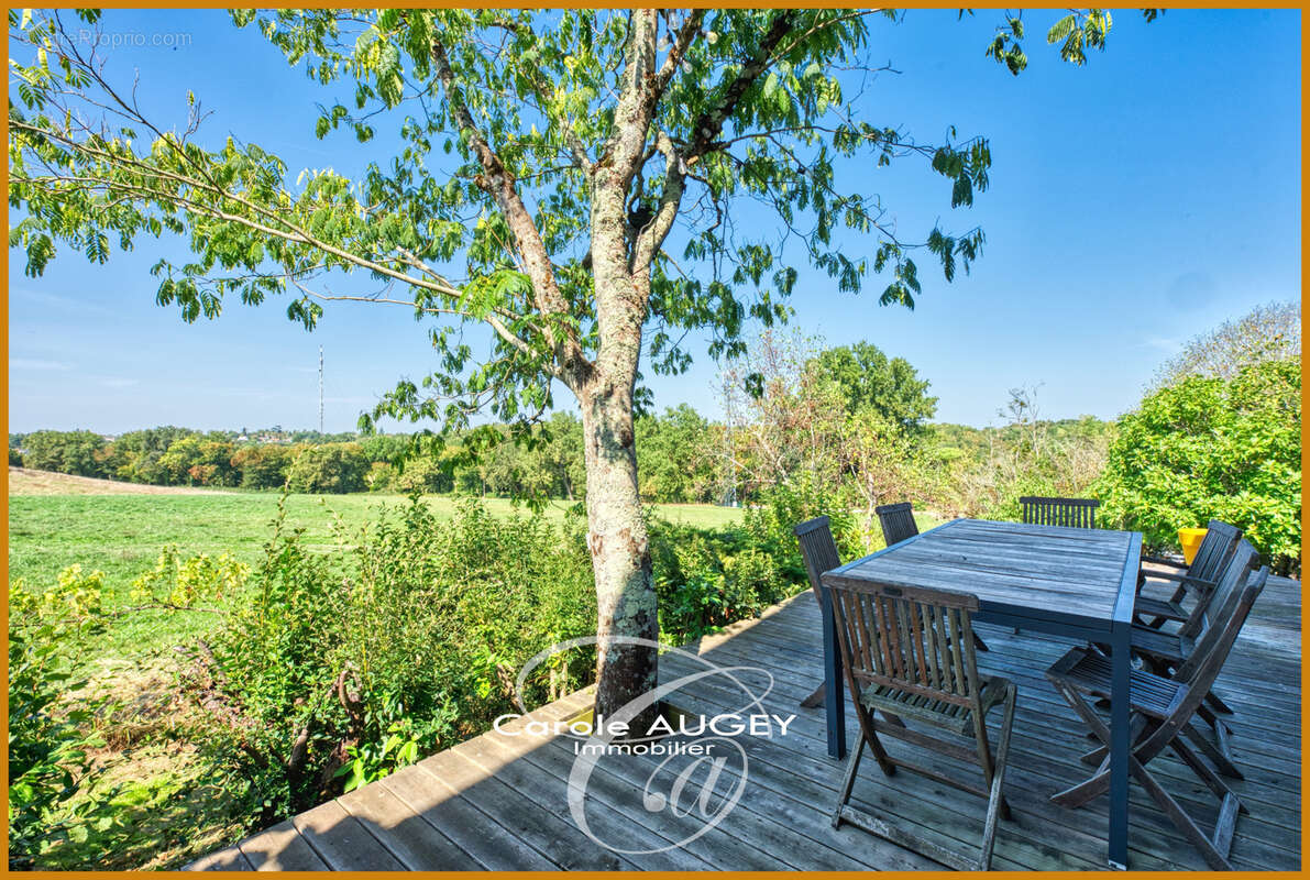 Maison à CARIGNAN-DE-BORDEAUX