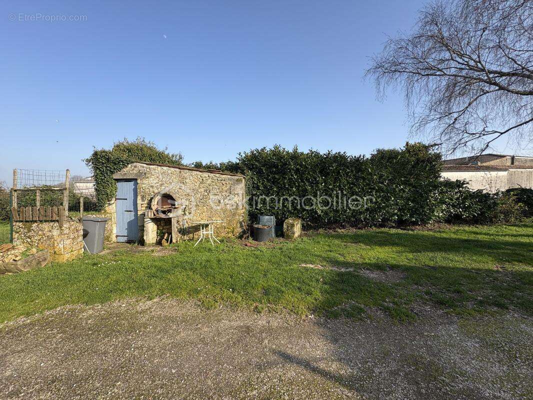 Maison à MEURSAC