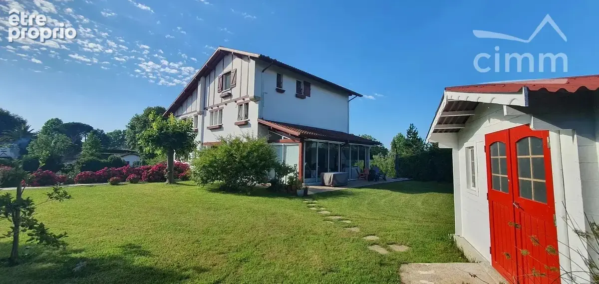 Appartement à VILLEFRANQUE