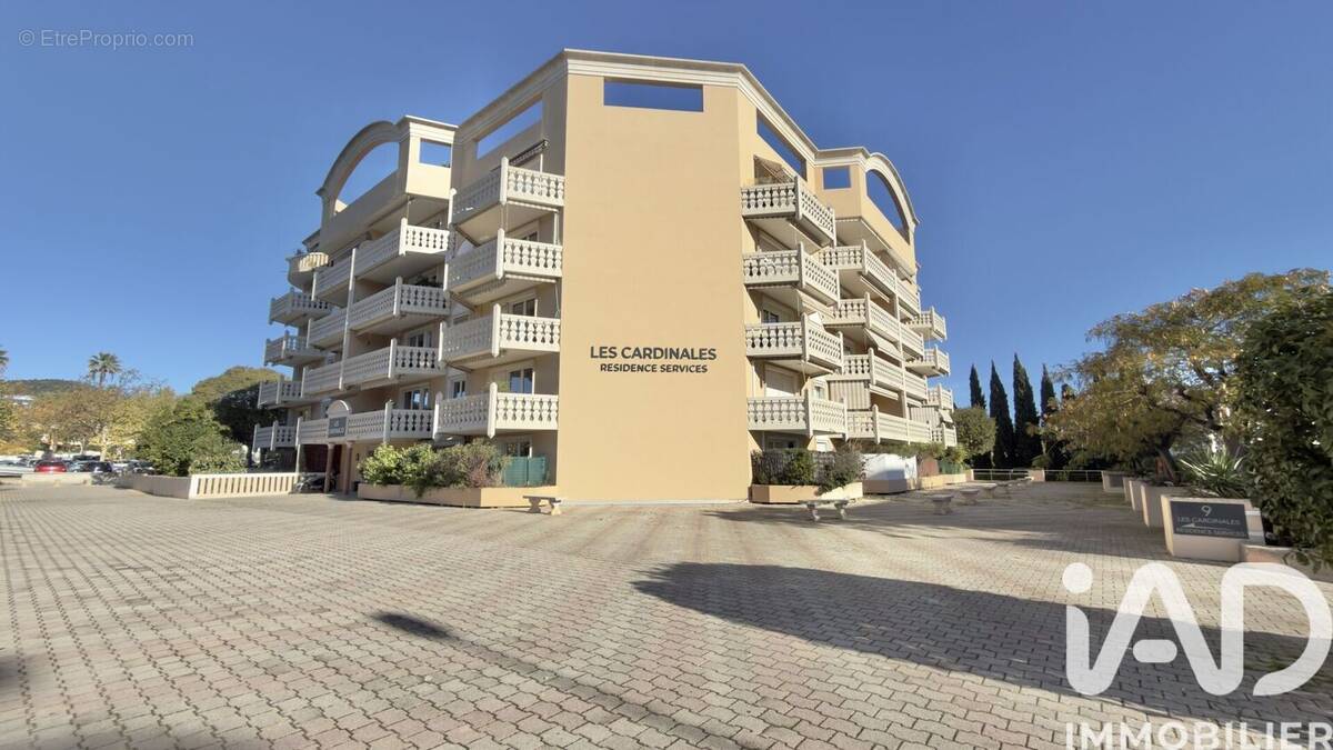 Photo 1 - Appartement à HYERES