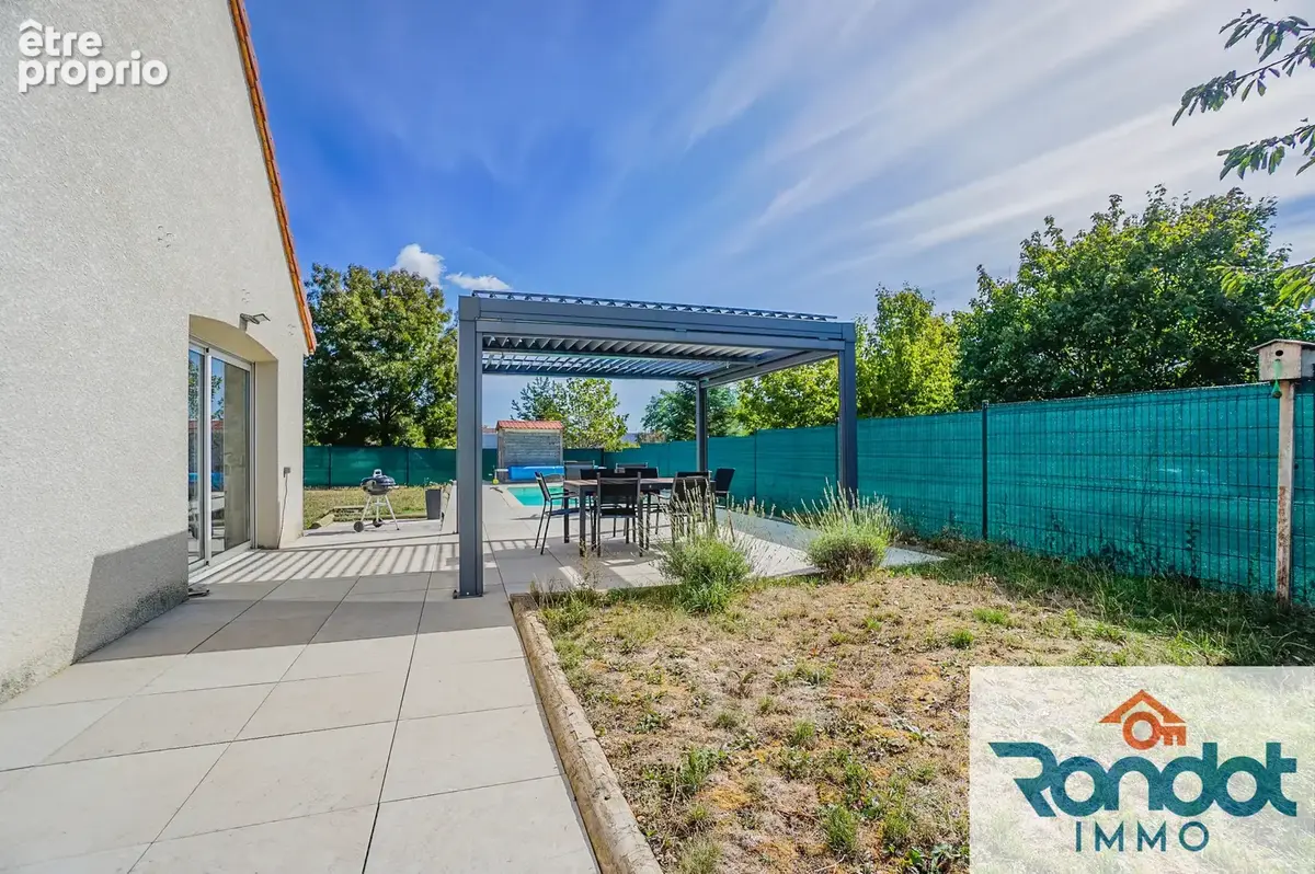 Maison 10 pièces / 7 chambres / 145 m2 / 700 m2 terrain avec piscine - photo 12