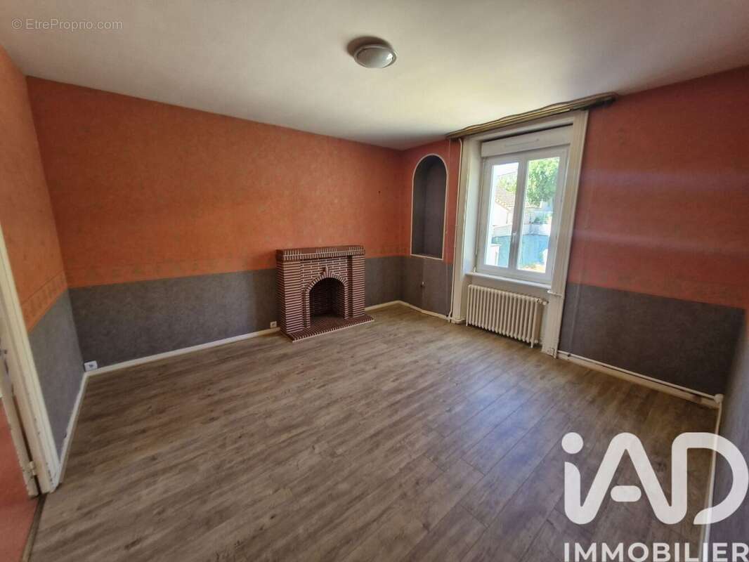 Maison 210 m² à Saint-Junien  - photo 9