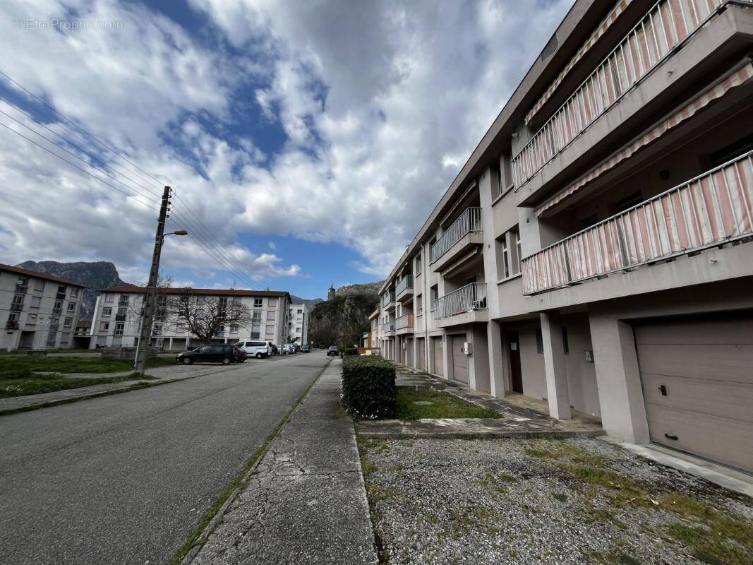 Appartement à TARASCON-SUR-ARIEGE
