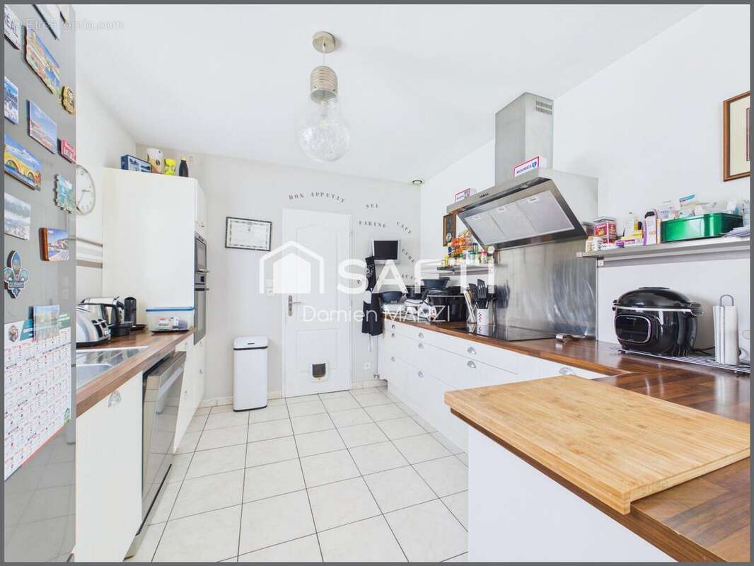 Maison 101 m² à Mios  - photo 3